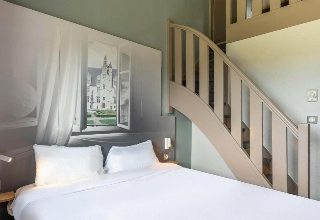 B&B Hotel Beauvais, chambre duplex avec mezzanine, secteur Alentours, Beauvais