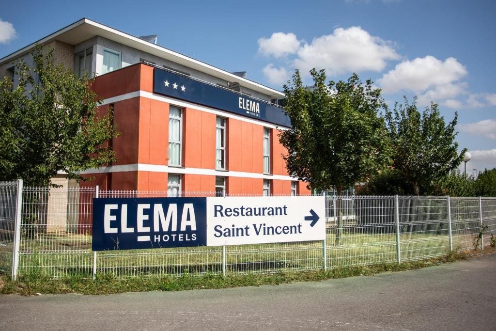 Elema Hotels Beauvais, façade et enseigne 3 étoiles, restaurant Saint Vincent, secteur Aéroport, Beauvais