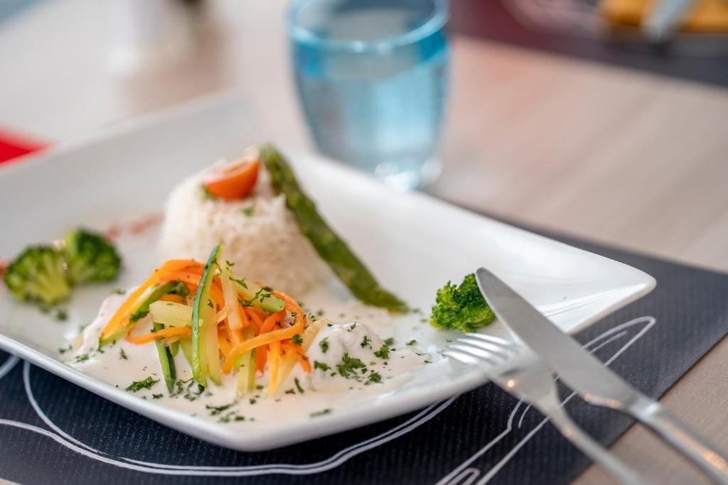 ibis Styles Beauvais, plat du restaurant La Salamandre, gros plan, secteur Alentours, Beauvais