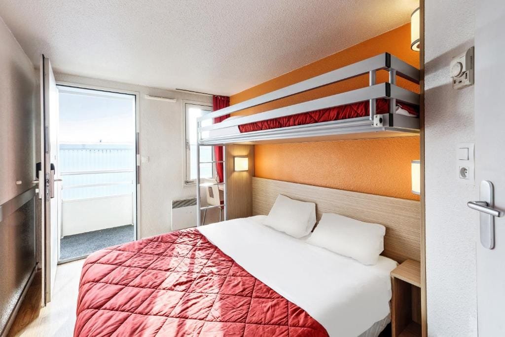 Premiere Classe Beauvais, chambre avec accès balcon, secteur Alentours, Beauvais